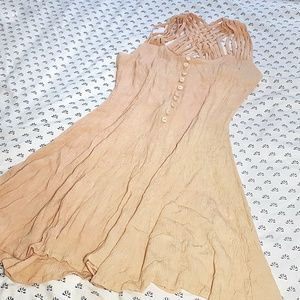 Vintage sweetheart neckline dress macrame back